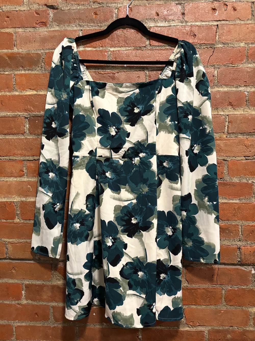 Abercrombie & Fitch Green and Cream Floral Dress